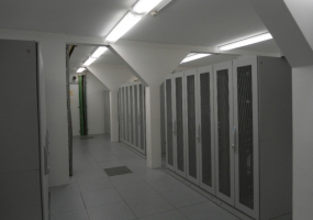 Serverraum mit 19-Zoll-Standschränken